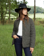 Load image into Gallery viewer, Women's Khaki Cord Collar Diamond Quilted Heritage Jacket
